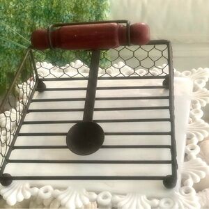 Primitive Red Chicken Wire Metal Napkin Holder+Patriotic July 4th Dinner Napkins
